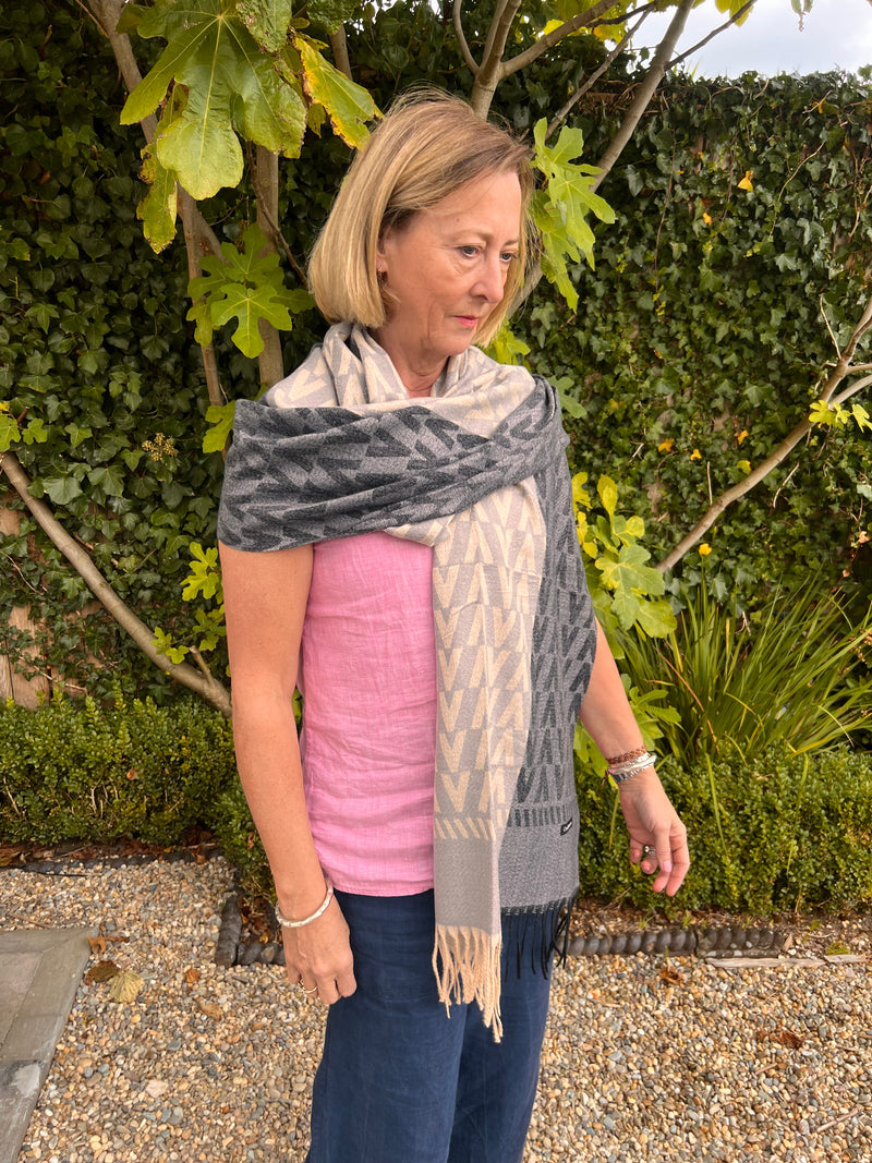 Slate Chevron Cashmere Scarf - Zaytuni